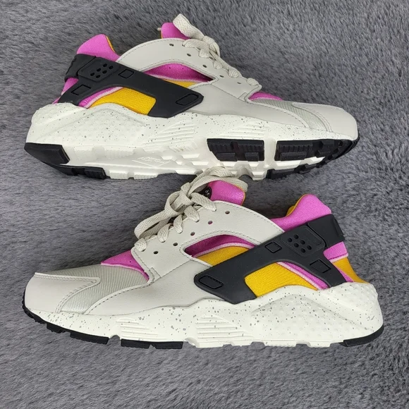 Nike Air Huarache Run Women's Running Shoes - Picture 5 of 8